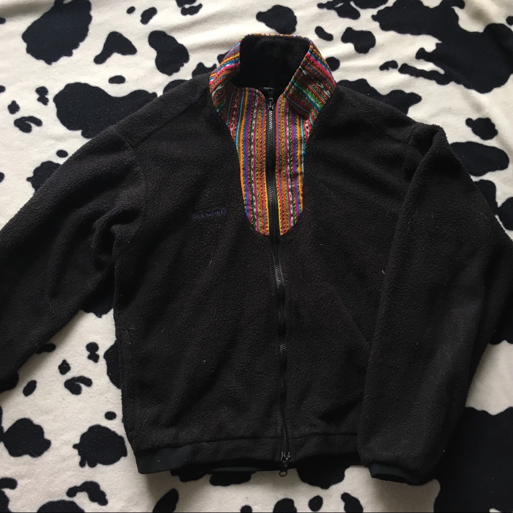 Vintage Fleece w/ Embroidered Accent Neck